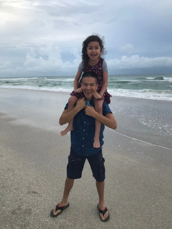 Jose and Sophia on the beach together.